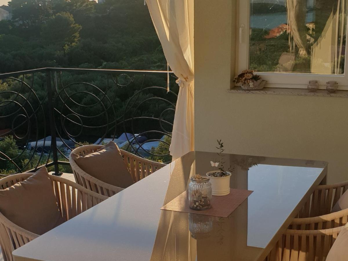 Apartment Mia 2 Banjol Kültér fotó